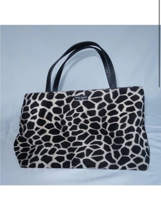 kate spade Handbags - kate spade Black and White Giraffe-Print Tote